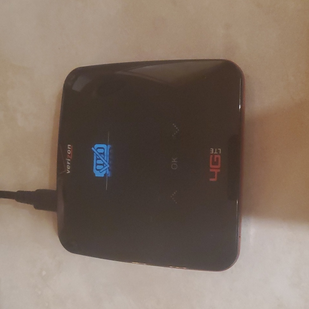 Verizon 4GLTE Mobile Hotspot Jetpack